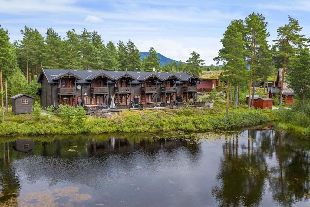Cozy Cabin With Great View And Immediate Proximity To The Ski Resort And Swimming Area Vrådal Eksteriør bilde